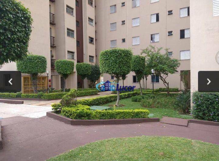 Apartamento à venda com 2 quartos, 48m² - Foto 2