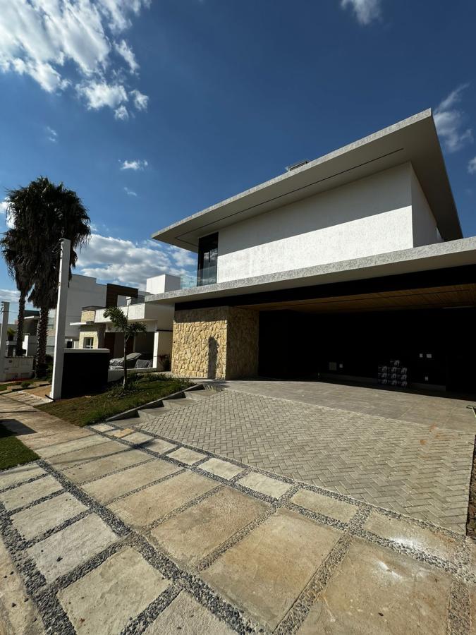 Casa de Condomínio à venda com 3 quartos, 286m² - Foto 2