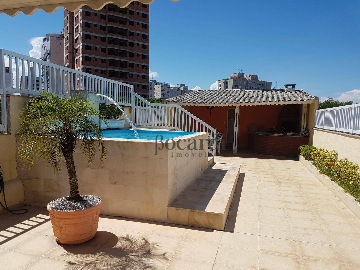 Casa à venda com 3 quartos, 320m² - Foto 3