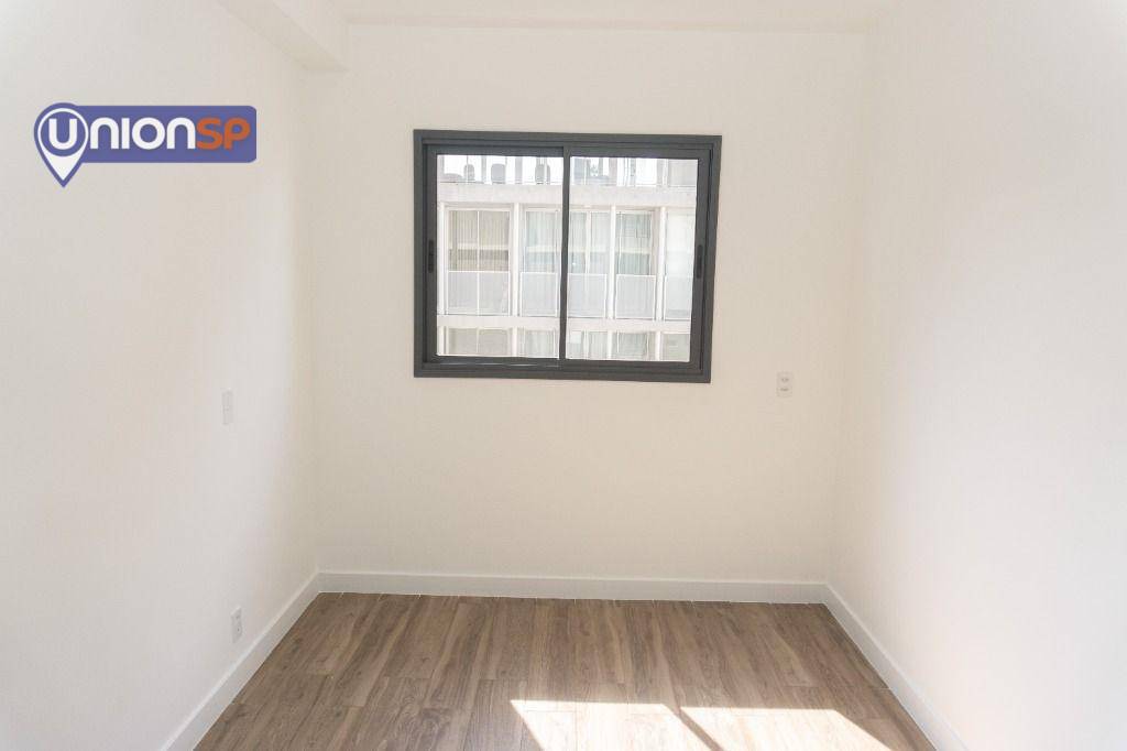 Apartamento à venda com 1 quarto, 33m² - Foto 14