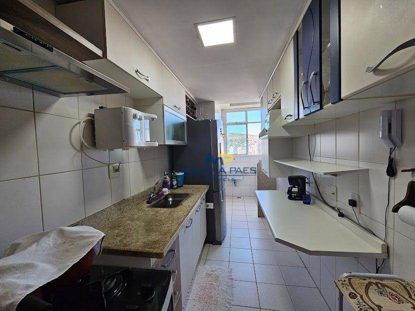 Apartamento à venda com 2 quartos, 75m² - Foto 8