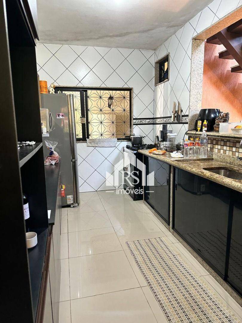 Casa à venda com 4 quartos, 261m² - Foto 19