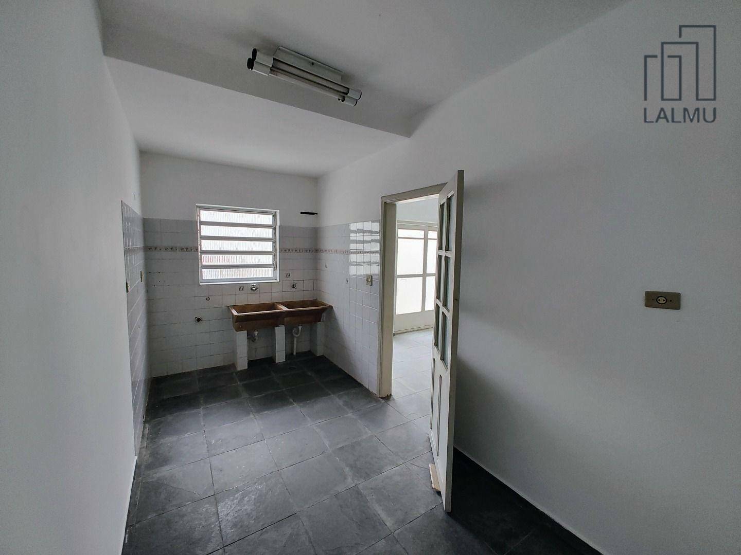 Sobrado para alugar com 3 quartos, 180m² - Foto 25