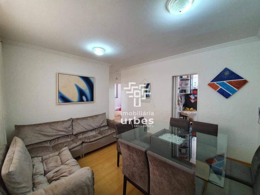 Apartamento à venda com 3 quartos, 70m² - Foto 1