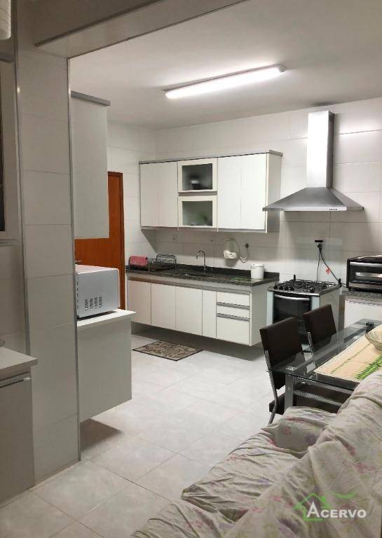 Apartamento à venda com 3 quartos, 118m² - Foto 21