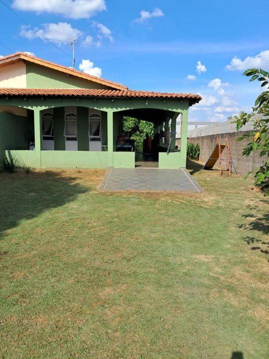 Fazenda à venda com 1 quarto, 800m² - Foto 1