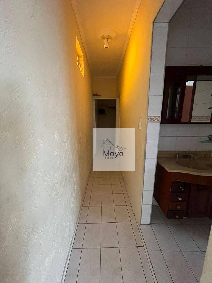 Casa à venda com 5 quartos, 220m² - Foto 44