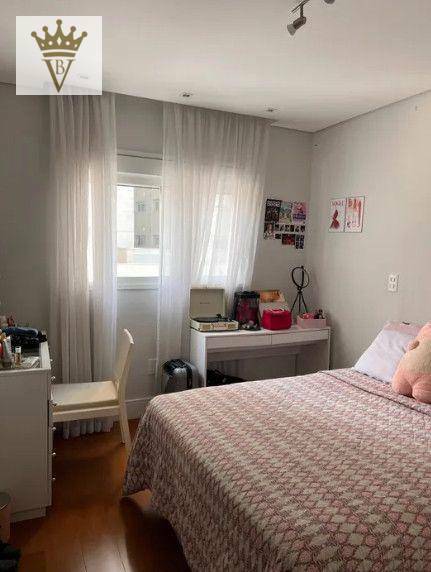 Apartamento à venda com 4 quartos, 238m² - Foto 13