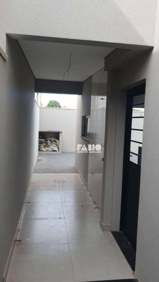 Casa à venda com 2 quartos, 100m² - Foto 10