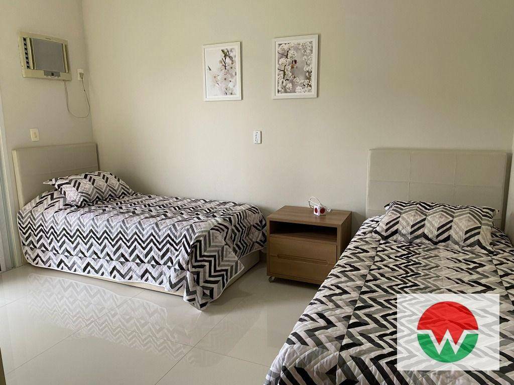 Casa de Condomínio à venda e aluguel com 4 quartos, 600m² - Foto 27