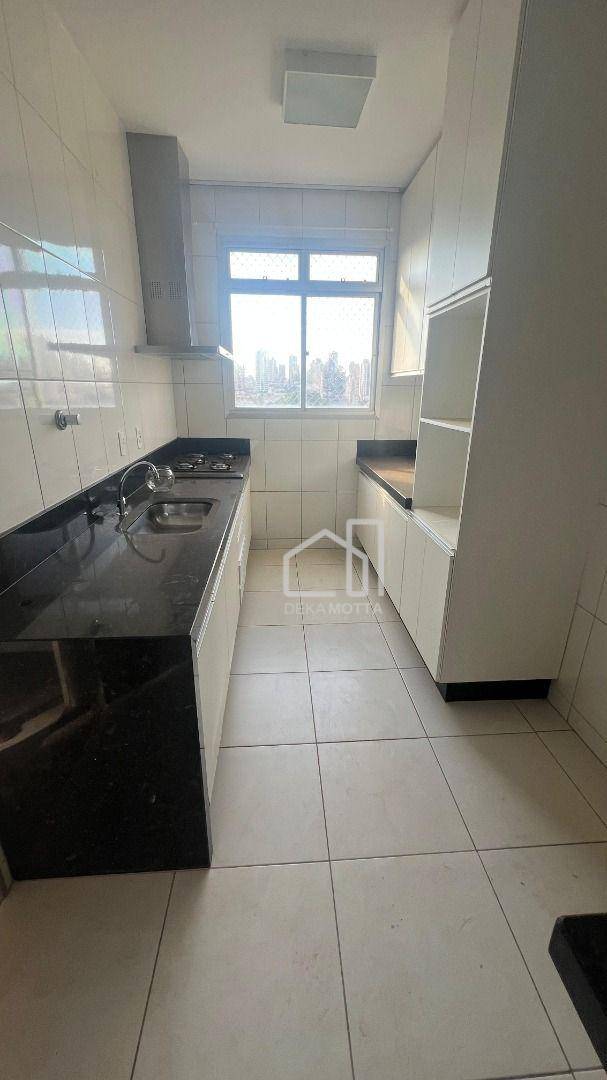 Apartamento à venda com 3 quartos, 116m² - Foto 8