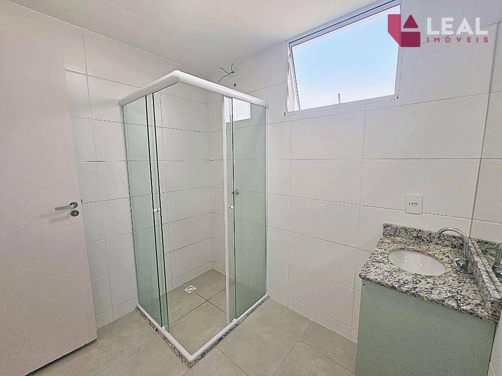 Apartamento para alugar com 2 quartos, 63m² - Foto 11