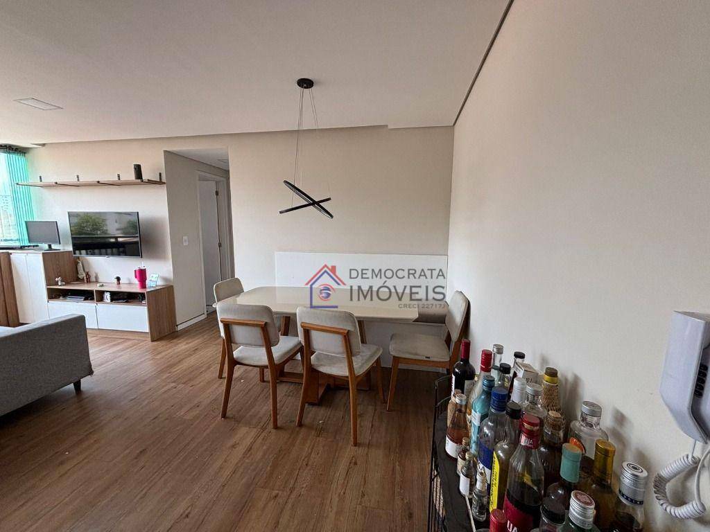 Apartamento à venda com 2 quartos, 48m² - Foto 5