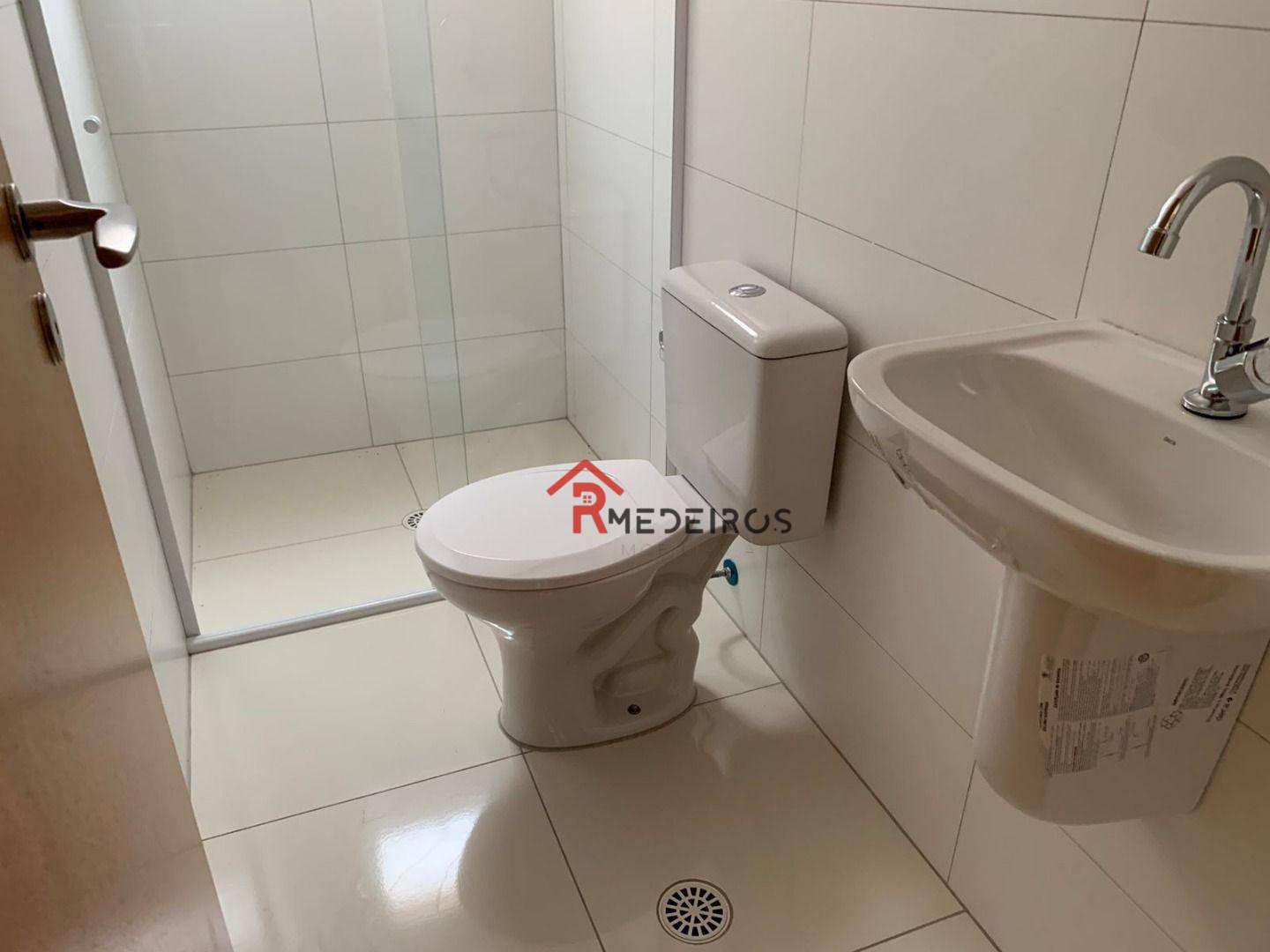 Apartamento à venda com 2 quartos, 62m² - Foto 8