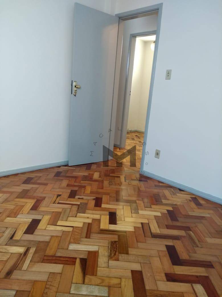 Apartamento à venda com 3 quartos, 60m² - Foto 2