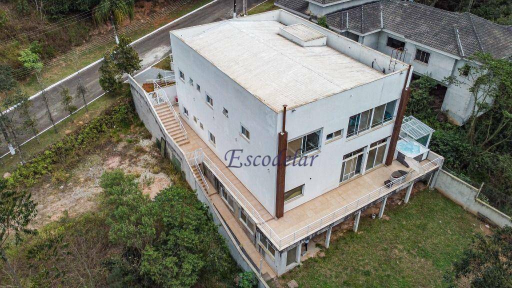 Casa de Condomínio à venda com 5 quartos, 400m² - Foto 3