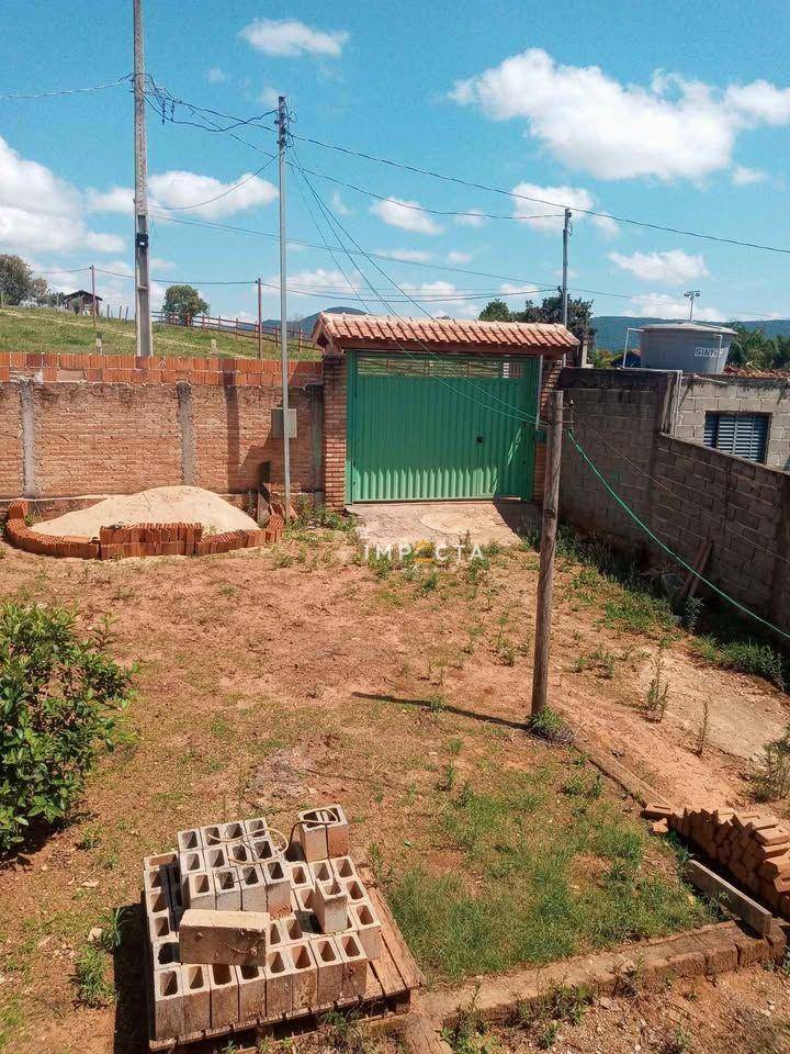 Chácara à venda com 2 quartos, 1500M2 - Foto 1