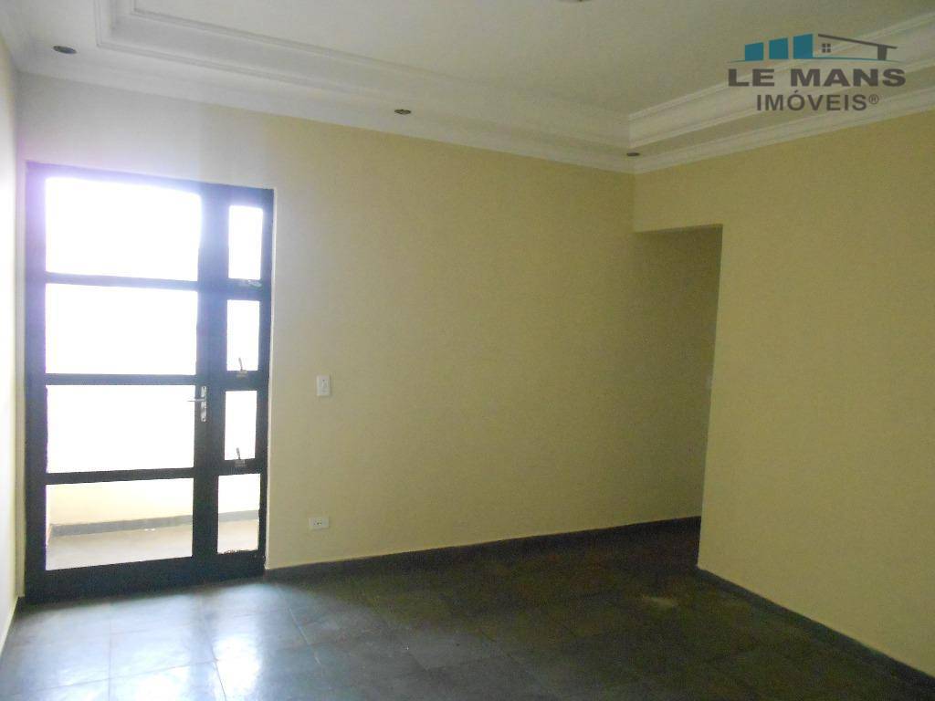 Apartamento à venda com 2 quartos, 54m² - Foto 4