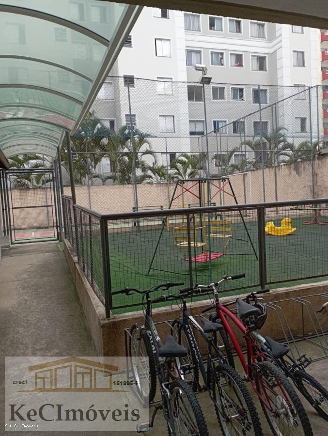 Apartamento à venda com 2 quartos, 72m² - Foto 17