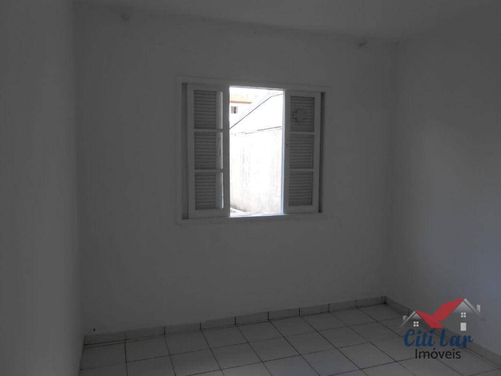 Casa para alugar com 1 quarto, 38m² - Foto 5