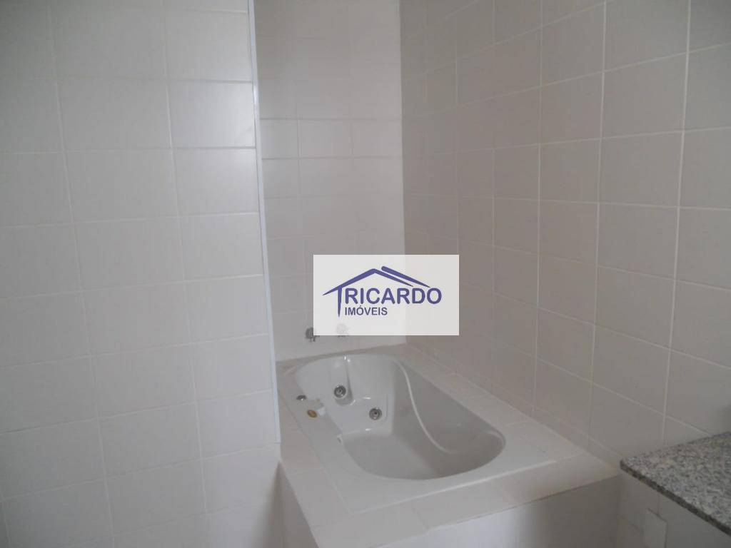 Apartamento à venda com 3 quartos, 136m² - Foto 6