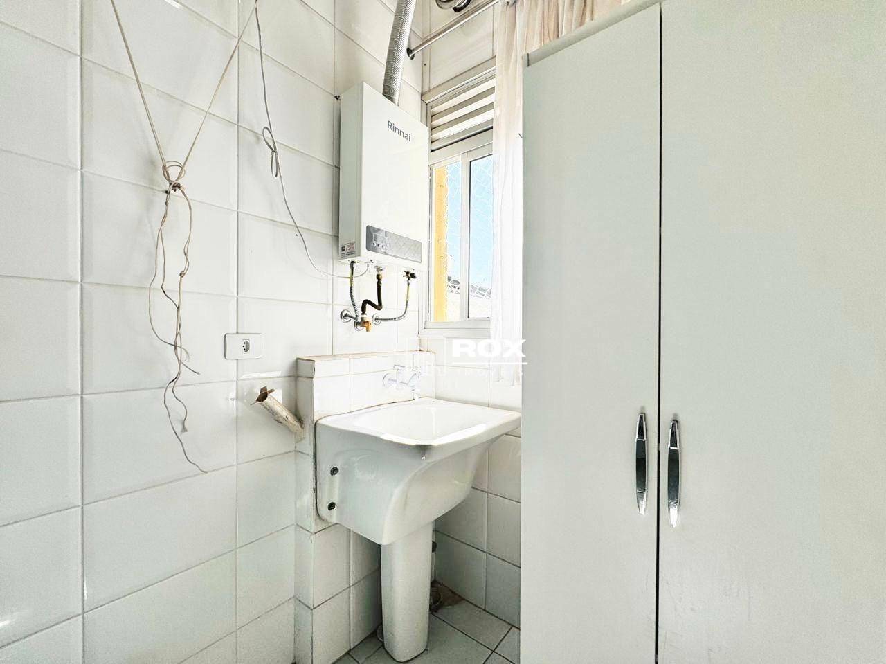 Apartamento à venda com 3 quartos, 75m² - Foto 11