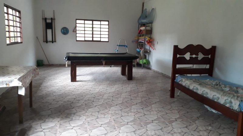 Fazenda à venda com 3 quartos, 160m² - Foto 8