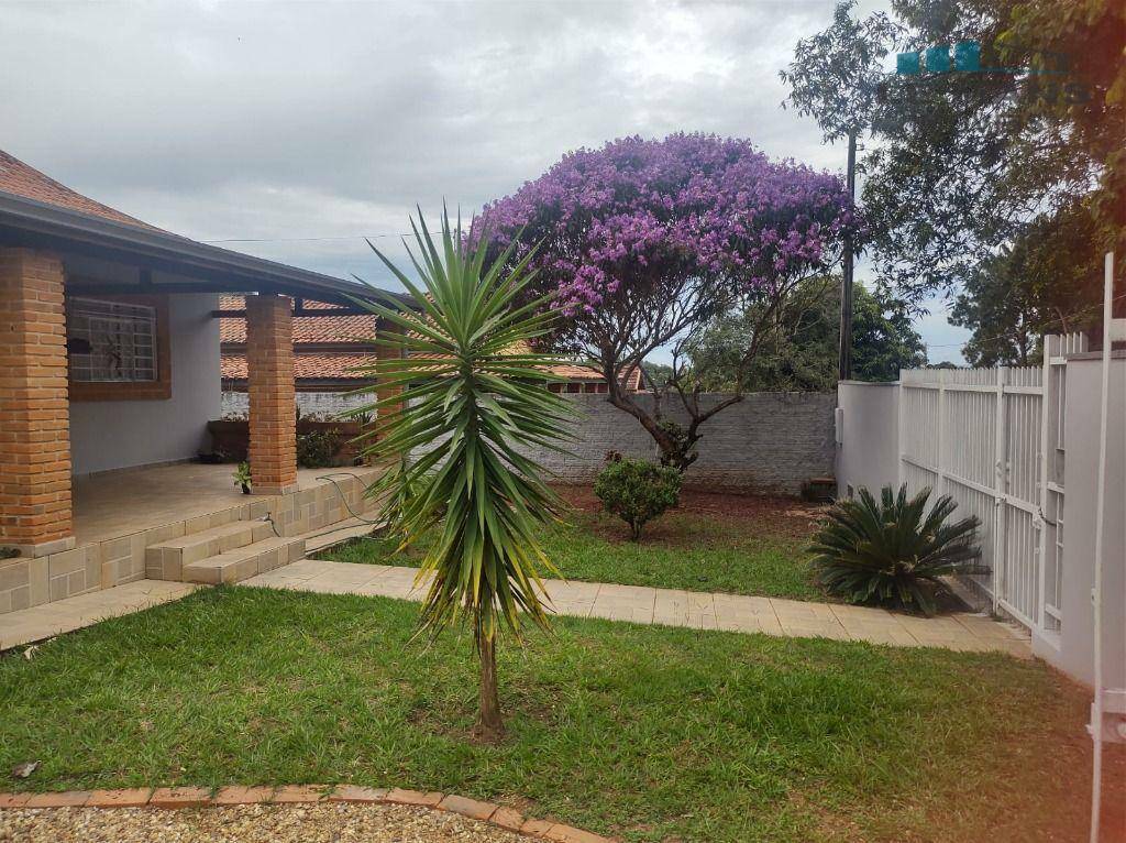 Casa à venda com 2 quartos, 200m² - Foto 3