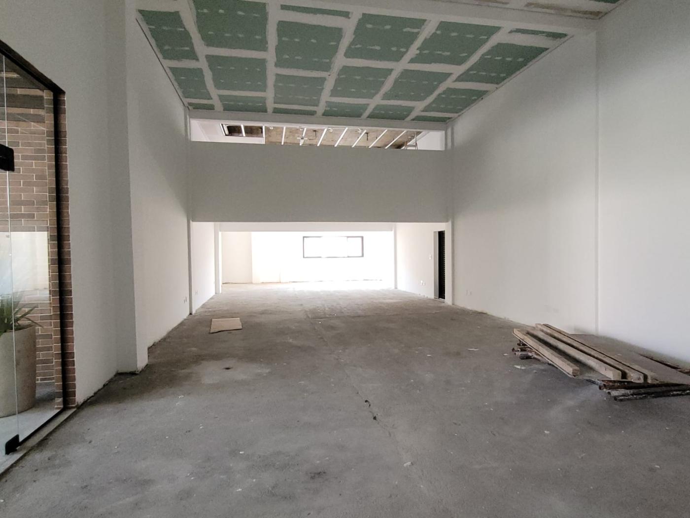 Loja-Salão para alugar, 190m² - Foto 2