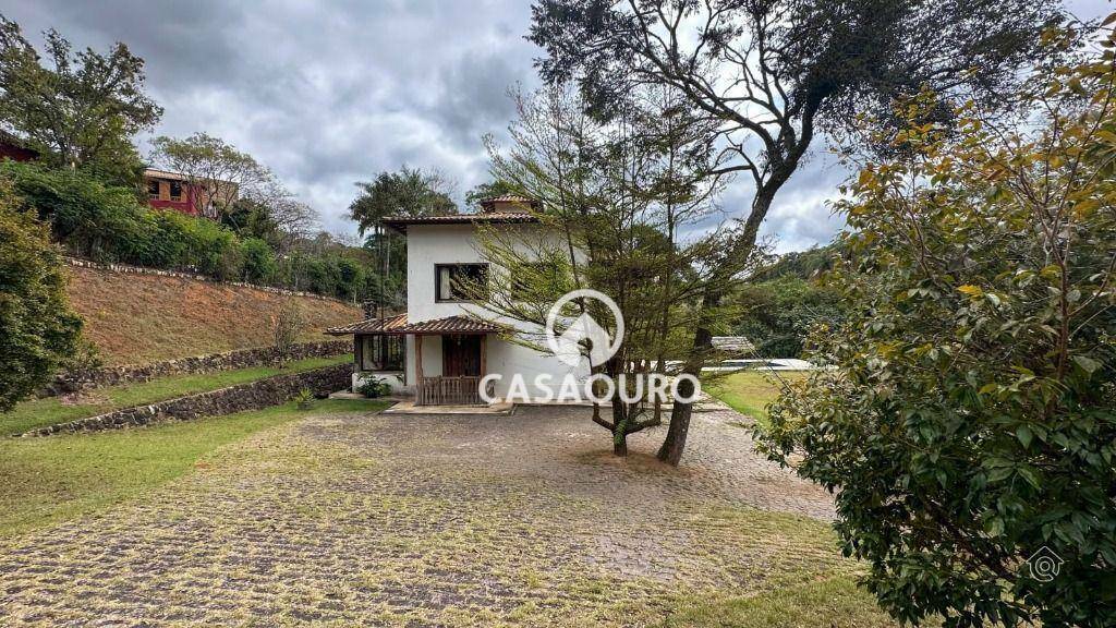 Casa de Condomínio à venda com 3 quartos, 360m² - Foto 4