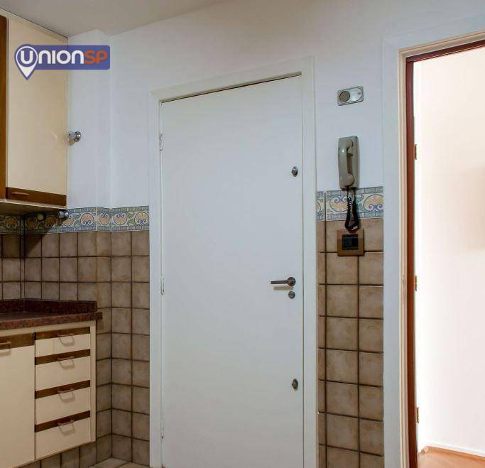 Apartamento à venda com 2 quartos, 80m² - Foto 12