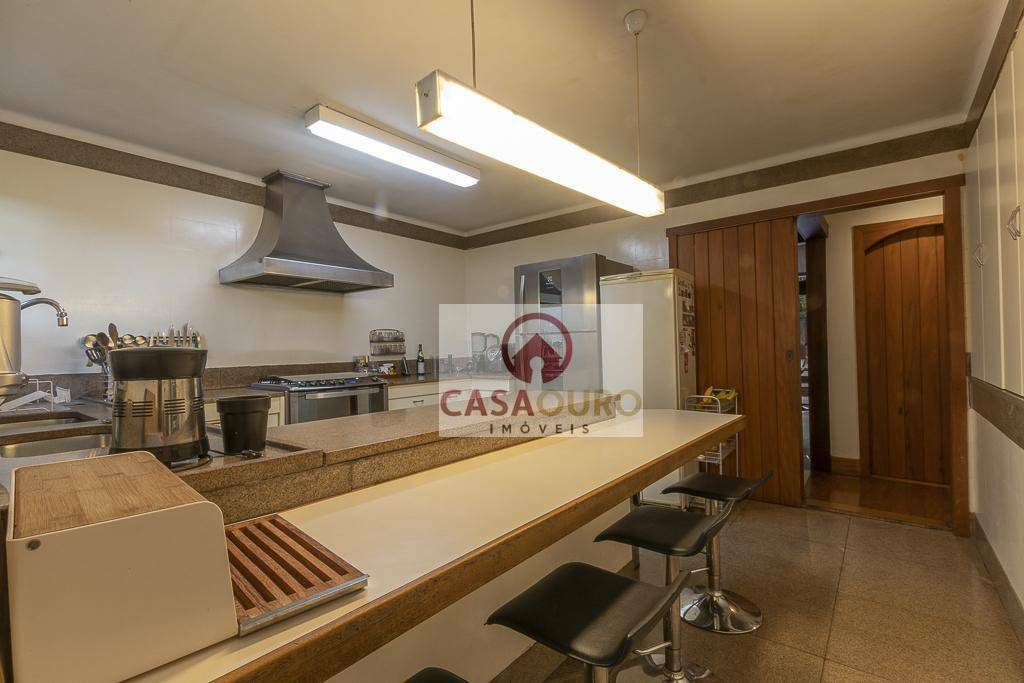 Casa à venda com 5 quartos, 750m² - Foto 36