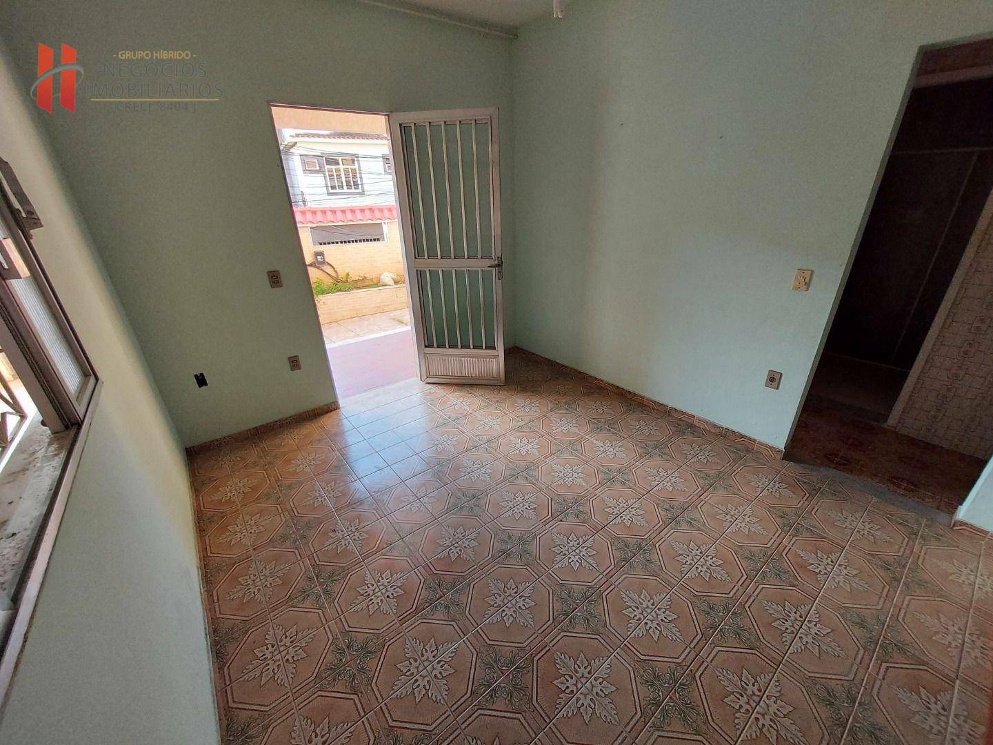 Casa à venda com 5 quartos, 225m² - Foto 6