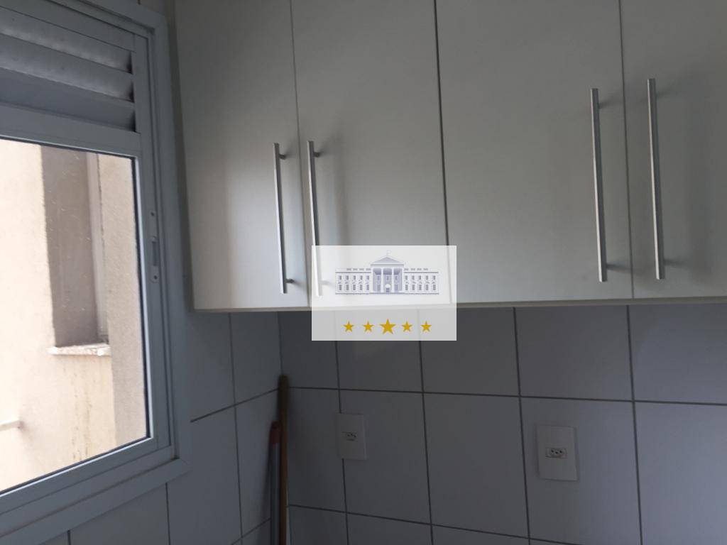 Apartamento à venda com 2 quartos, 75m² - Foto 3