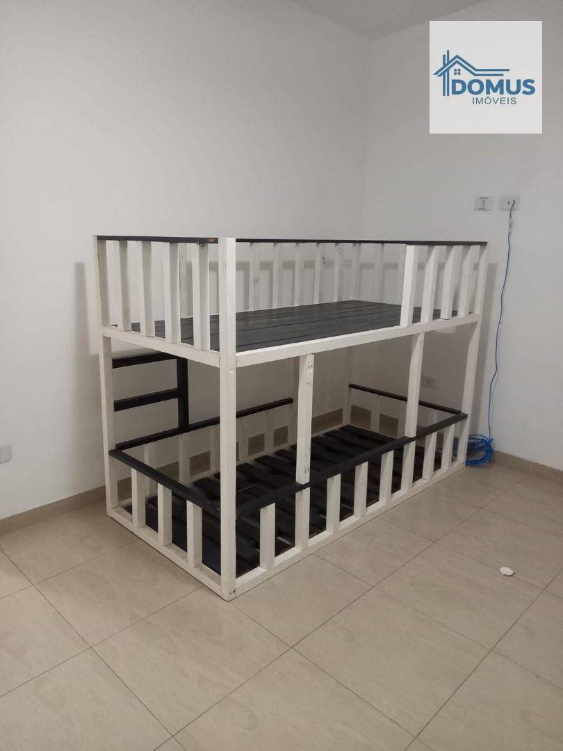 Casa à venda com 3 quartos, 240m² - Foto 12