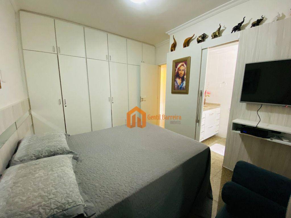 Apartamento à venda com 4 quartos, 241m² - Foto 29