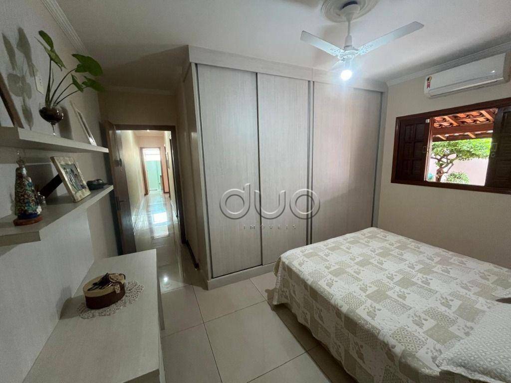 Casa à venda com 4 quartos, 199m² - Foto 37