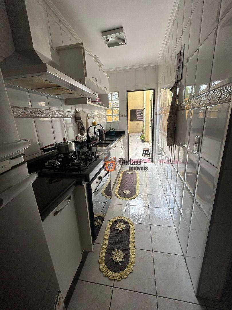 Apartamento à venda com 3 quartos, 107m² - Foto 26