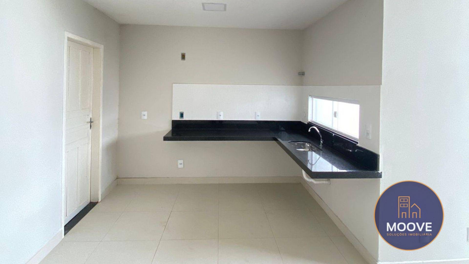 Casa à venda com 3 quartos, 80m² - Foto 4