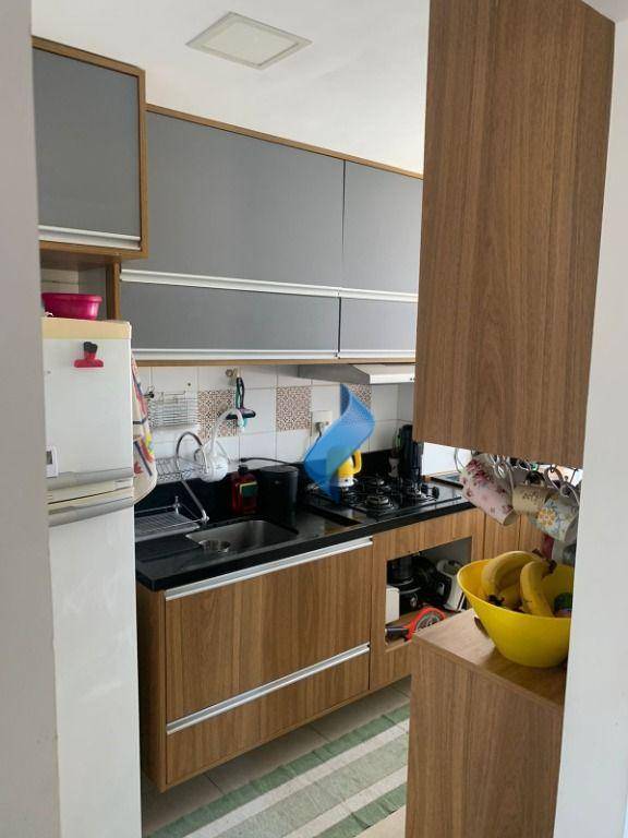 Apartamento à venda com 3 quartos, 97m² - Foto 9