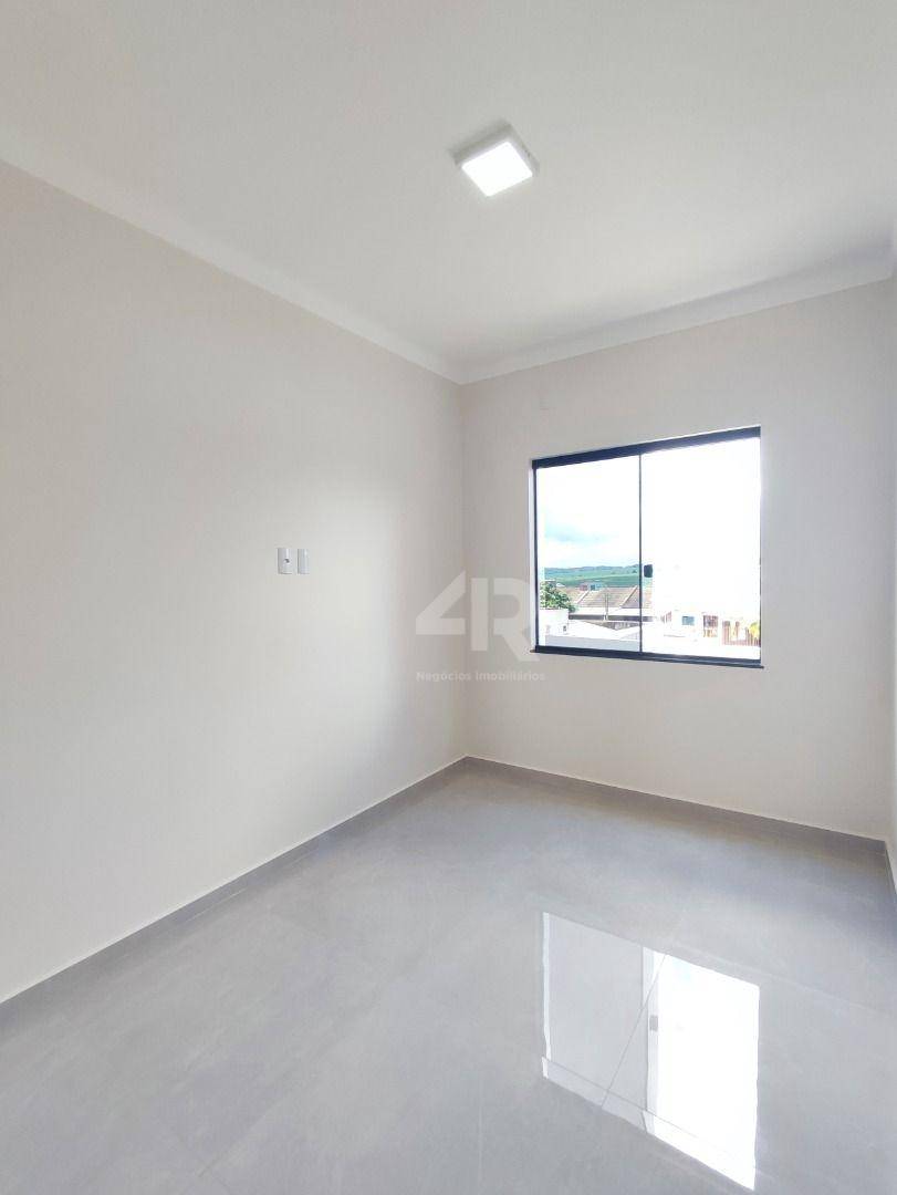 Casa à venda com 2 quartos, 50m² - Foto 6