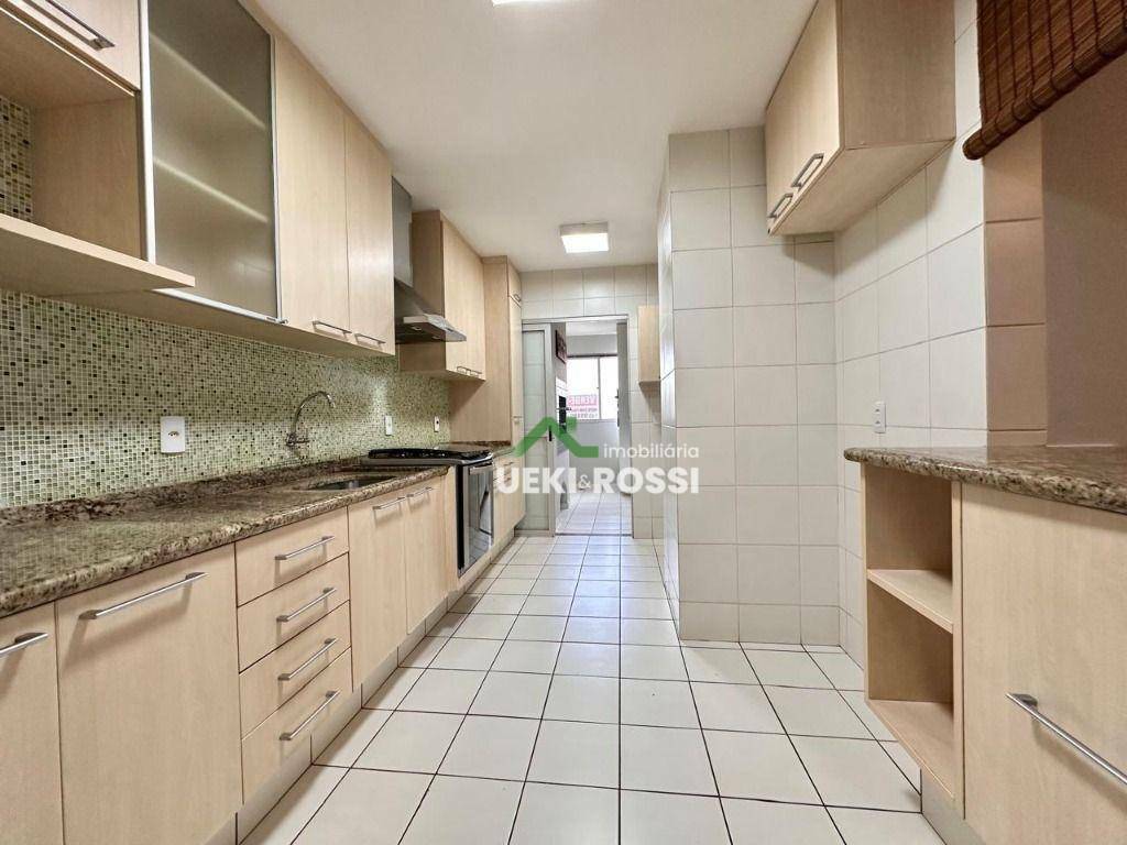 Apartamento à venda com 3 quartos, 99m² - Foto 6