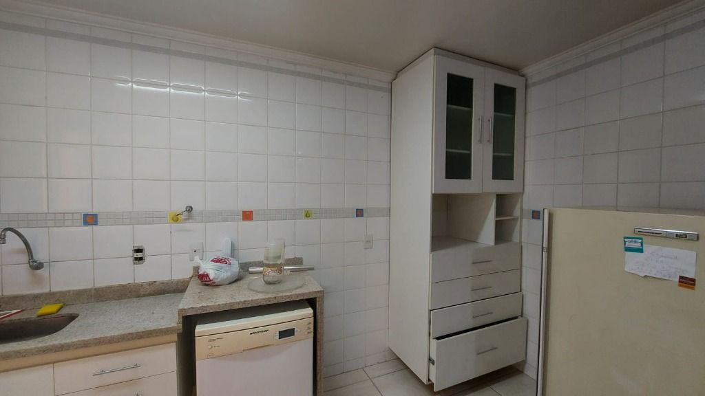 Apartamento à venda e aluguel com 3 quartos, 114m² - Foto 13