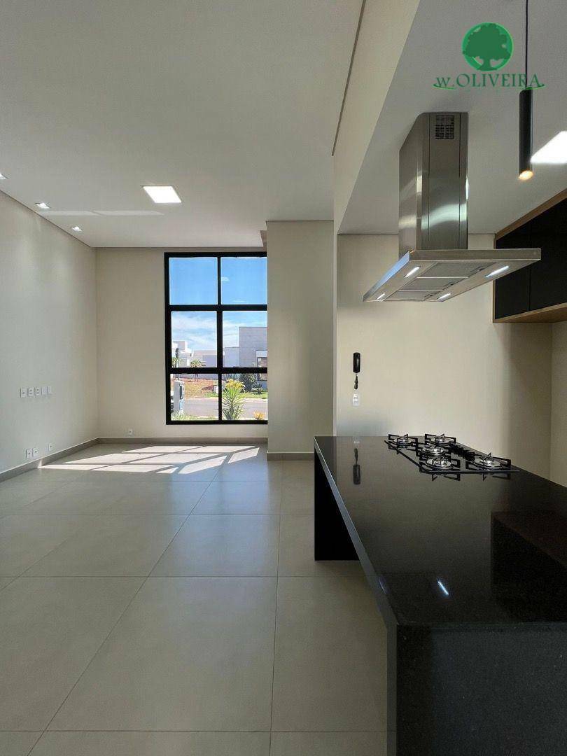 Casa de Condomínio à venda com 3 quartos, 177m² - Foto 4