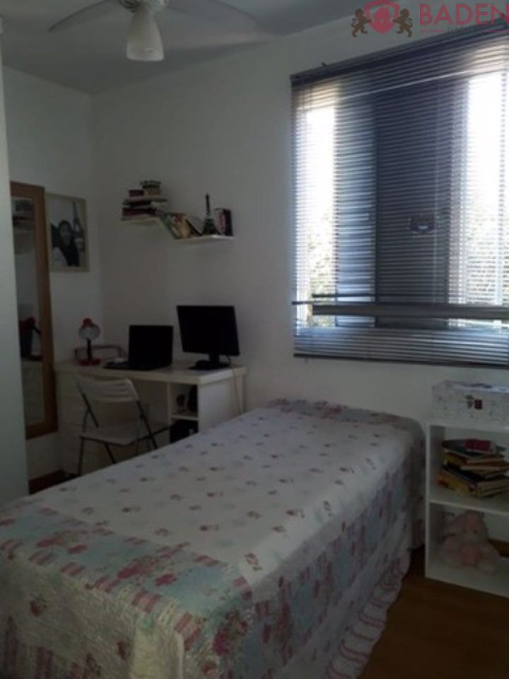 Apartamento à venda com 2 quartos, 62m² - Foto 5