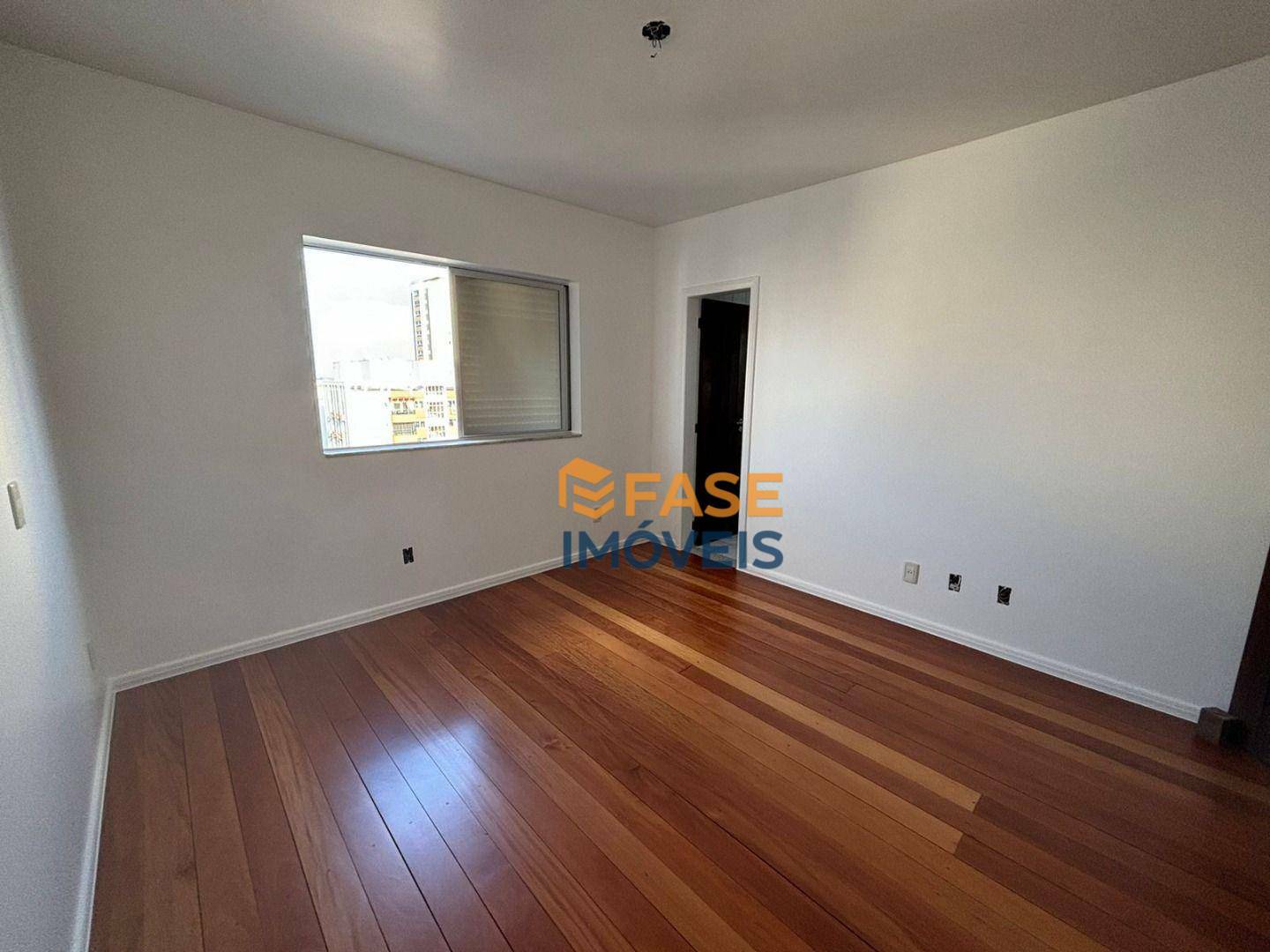 Apartamento à venda com 2 quartos, 93m² - Foto 20