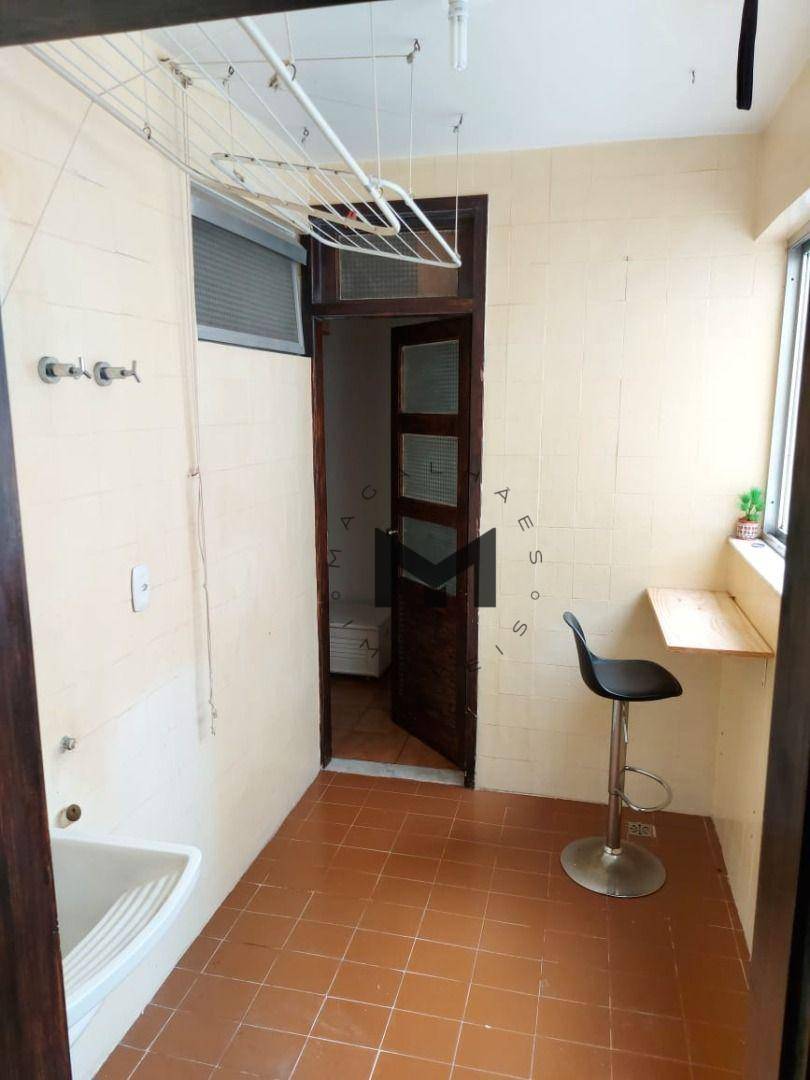 Apartamento à venda com 3 quartos, 130m² - Foto 12