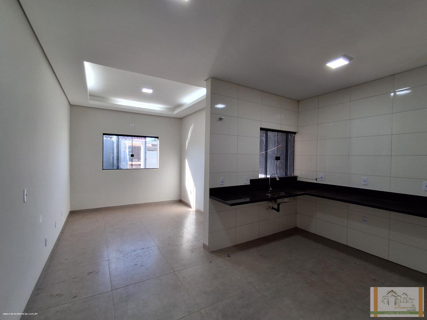 Casa à venda com 3 quartos, 180m² - Foto 13