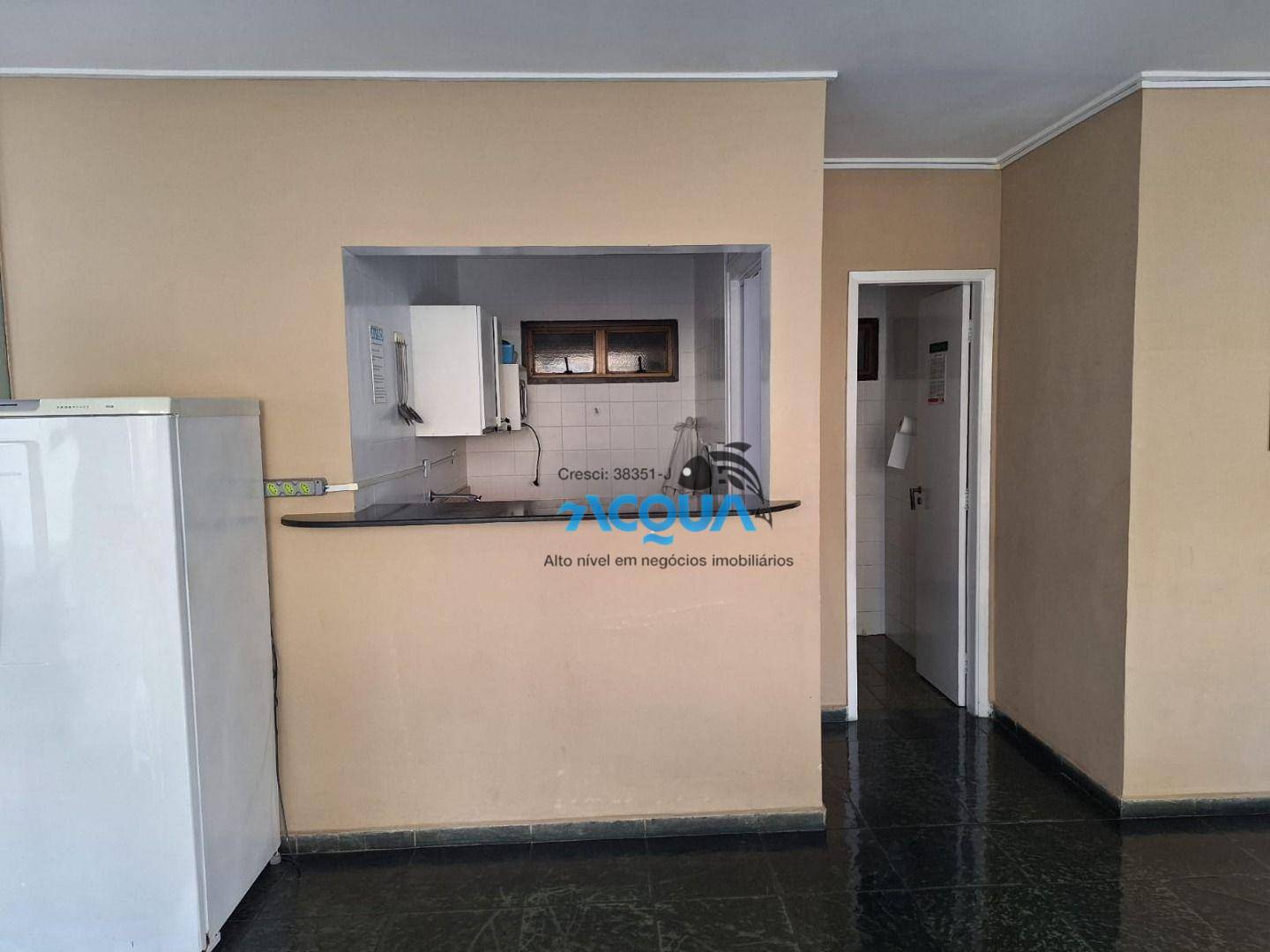 Apartamento à venda com 2 quartos, 70m² - Foto 13