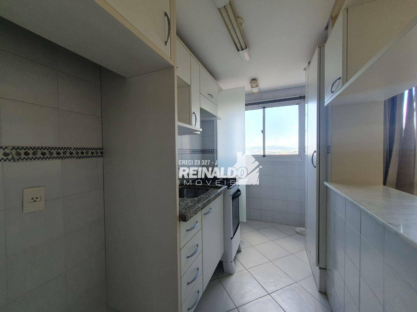 Apartamento à venda com 1 quarto, 44m² - Foto 2